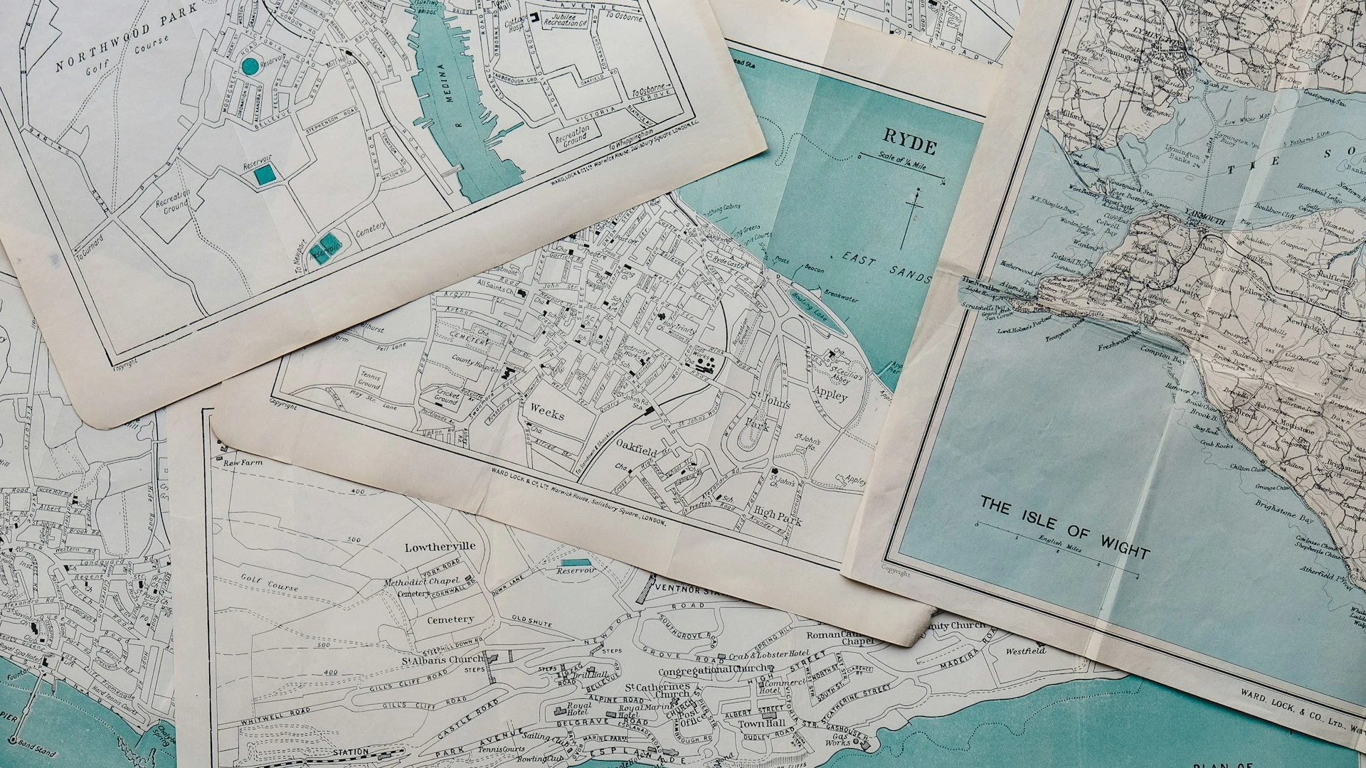 white and green state maps
